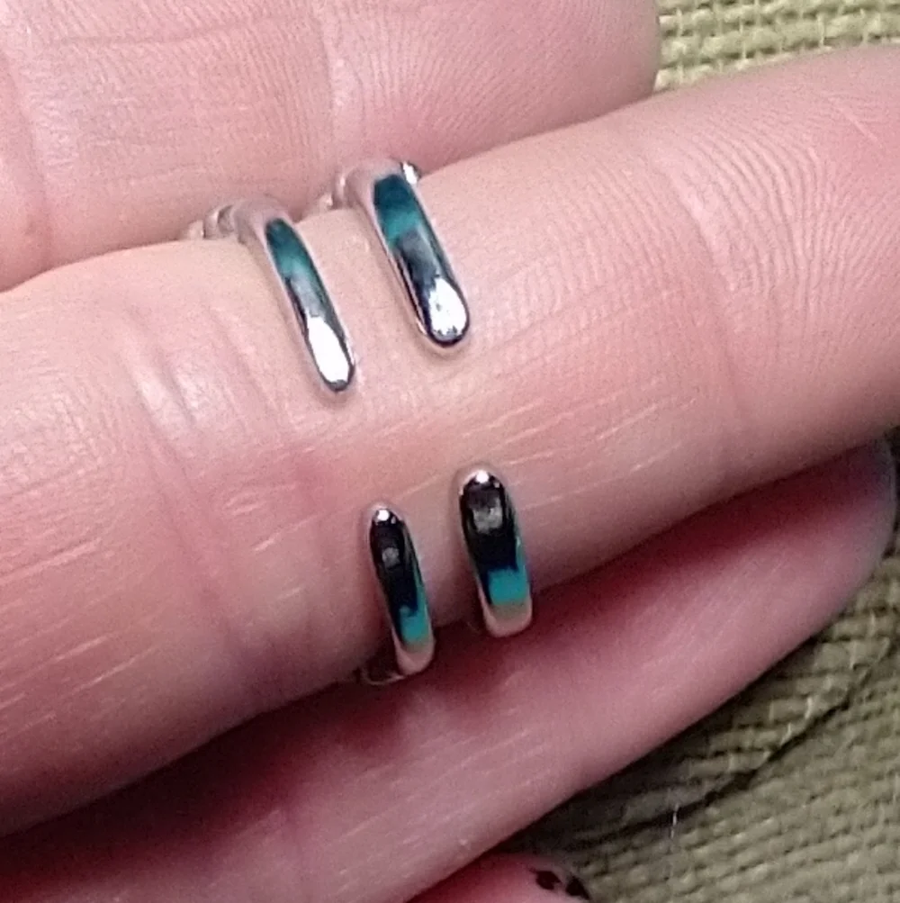 Silvertone vampire fang ring set gothic
